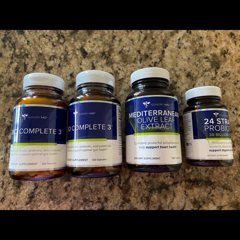 Gundry lot of 4